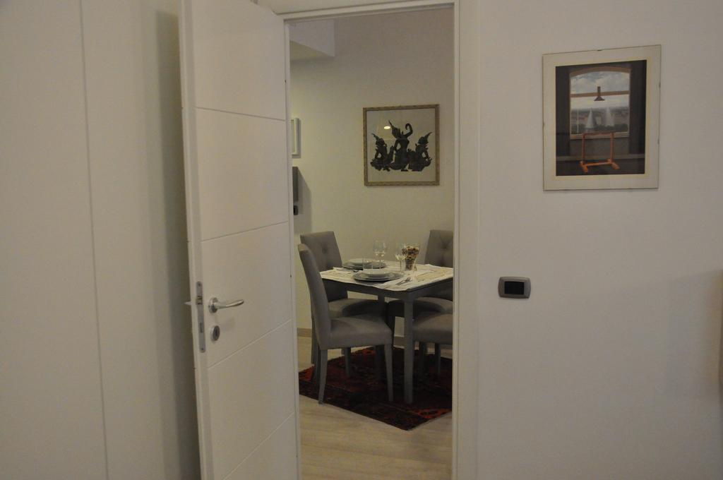The Prince Apartment Rome Room photo